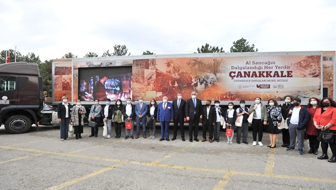 “ÇANAKKALE KAHRAMANLARI ÖYKÜ KİTAPLARI” TANITILDI