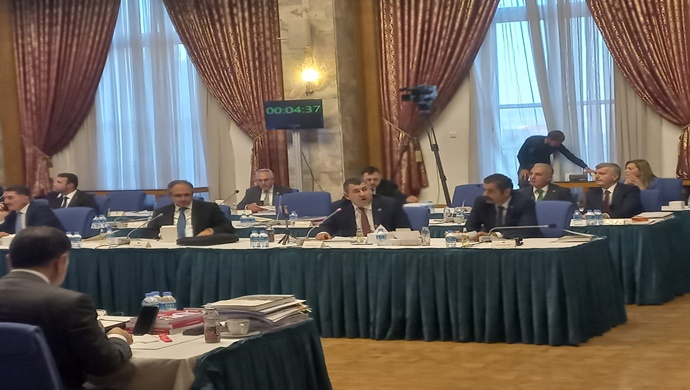 MHP IĞDIR MİLLETVEKİLİ YAŞAR KARADAĞ, YERALTI ÇARŞISI ESNAFINA SAHİP ÇIKTI