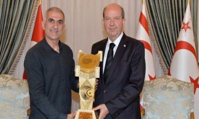 Cumhurbaşkanı Ersin Tatar, Uluslararası Maraton’da başarılı olan Cemal İneci’yi kabul etti