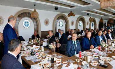Cumhurbaşkanı Ersin Tatar, eski belediye başkanları ile bir araya geldi