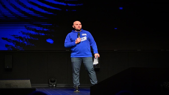 Антон Демидов: Более 5 тысяч активистов «Молодой Гвардии» прошли через волонтёрскую и гуманитарную миссии на освобождённых территориях