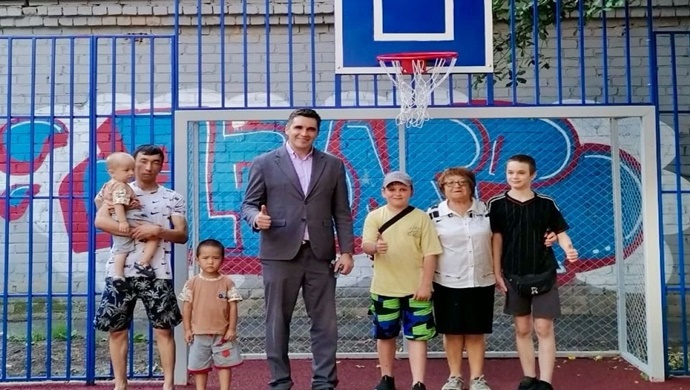 Birleşik Rusya’nın desteğiyle Çelyabinsk’te bir spor sahası yenilendi