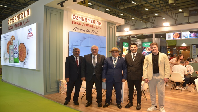 GAZİANTEP TİCARET BORSASI BAŞKANI MEHMET AKINCI `DAN WORLDFOOD İSTANBUL FUARIN’DA ÖZMERMER UN `A ZİYARET