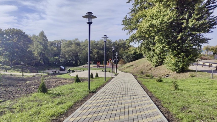 Lipetsk Oblastı’na bağlı Volovo’da, Birleşik Rusya Halk Programı kapsamında park iyileştirmelerinin ikinci etabı tamamlandı.