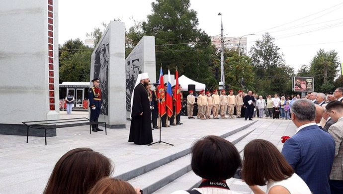 При поддержке «Единой России» во Владимире открыли стелу Трудовой доблести