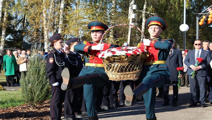 При поддержке «Единой России» в селе Новое Барятино в Башкортостане открыли сквер Победы