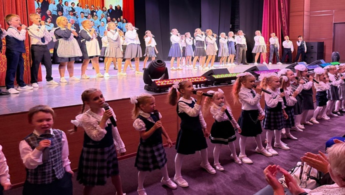 Birleşik Rusya’nın girişimiyle Tataristan’ın Mendeleyevsk kentinde sınıf öğretmenleri arasında yarışma başlatıldı.