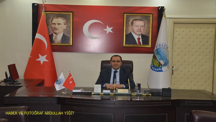 BİRECİK BELEDİYE BAŞKANI MEHMET BEGİT `TEN 29 EKİM CUMHURİYET BAYRAMI MESAJI