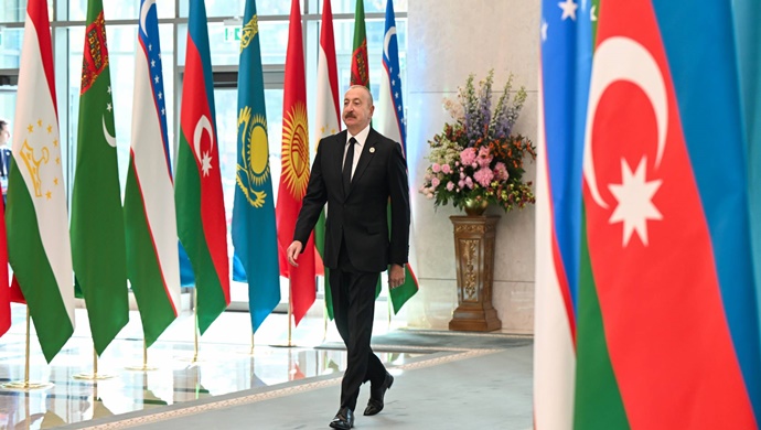 Ilham Aliyev arrived at Congress Center in Tashkent