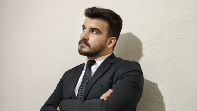 OYUNCU ALI TOLU HAZİRAN’DA HOLLYWOOD KAMERALARI ÖNÜNE ÇIKIYOR