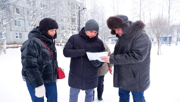 «Единая Россия» проверила готовность бесплатных катков в Сыктывкаре