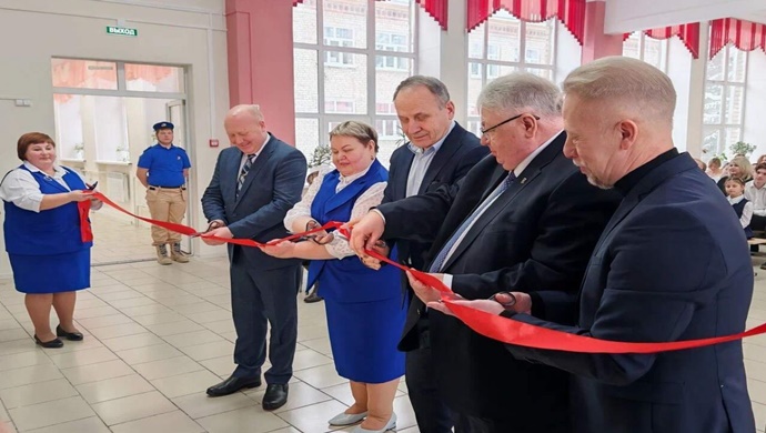 Birleşik Rusya halk programı kapsamında, Yaroslavl Oblastı’ndaki Poshekhonye’de bulunan bir okul yenilendi